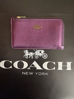 NWOT Coach Metallic Purple/Plum Zip Cardholder